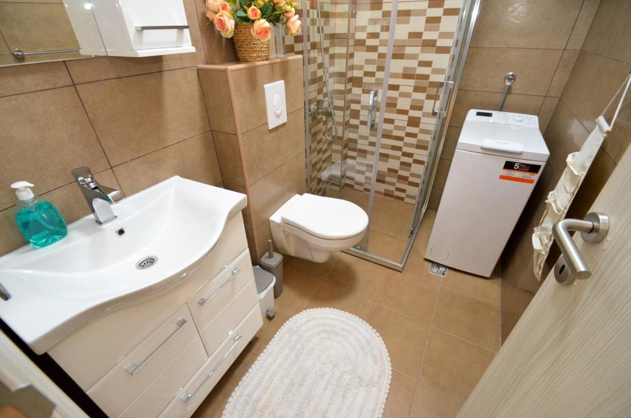 Djardin Apartment โกตอร์ ภายนอก รูปภาพ
